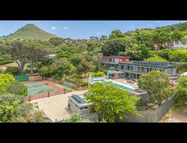 6 BEDROOM HOUSE FOR SALE IN VICTORSKLOOF